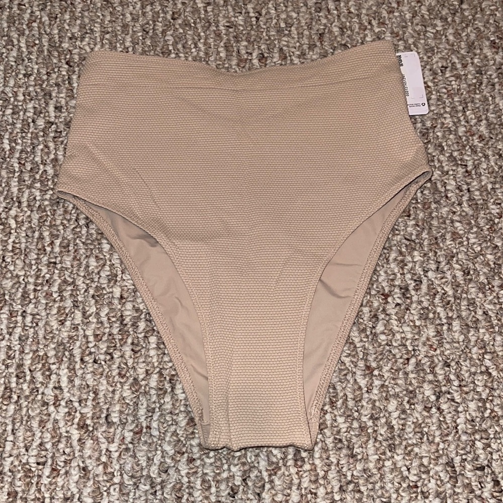 Lululemon Swimwear